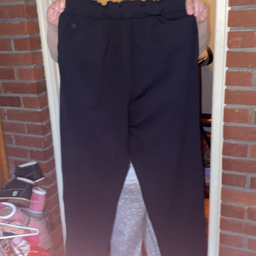 Lululemon joggers - Picture 4 of 6
